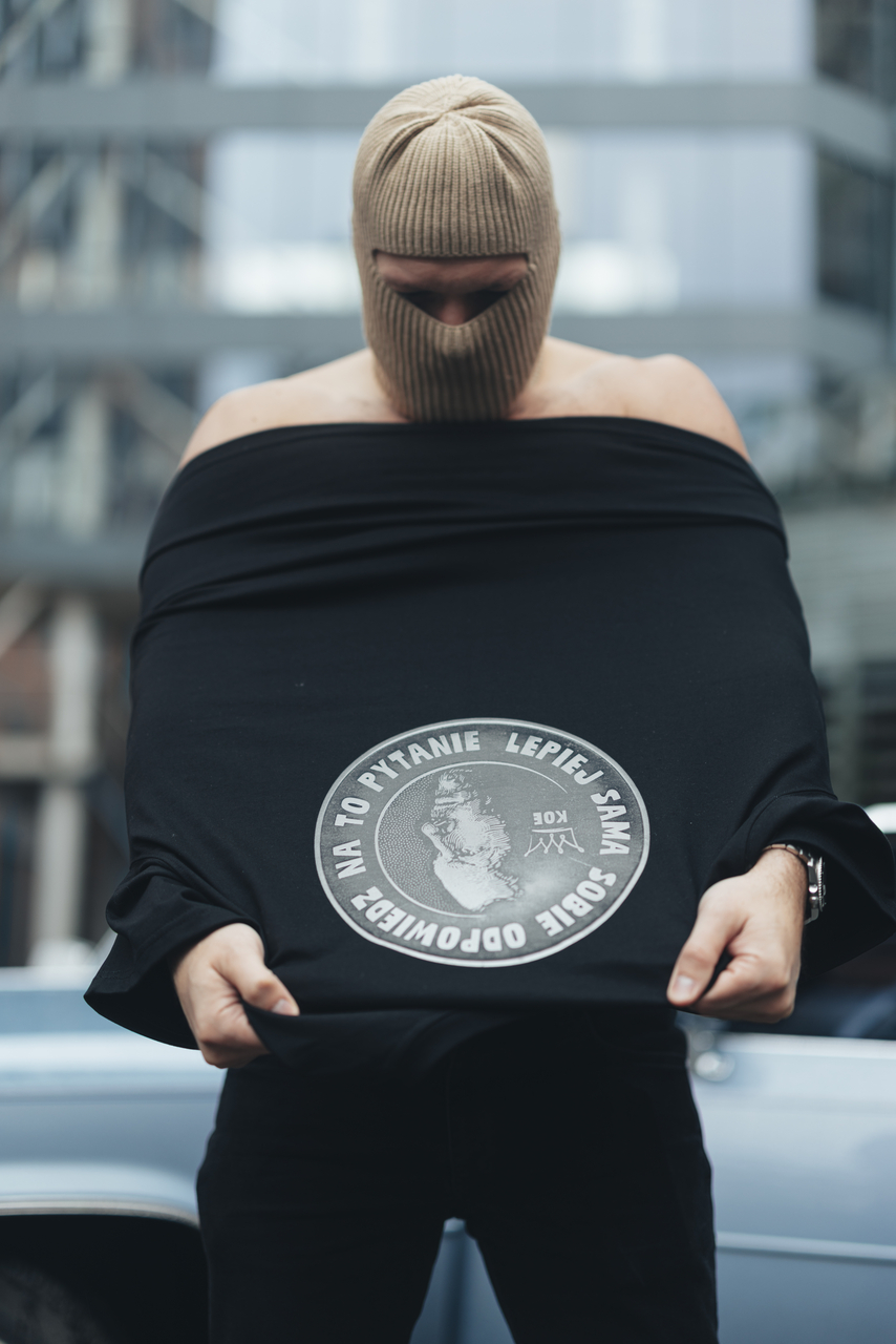 Koszulka oversize Sama sobie odpowiedz na to pytanie - obrazek 2